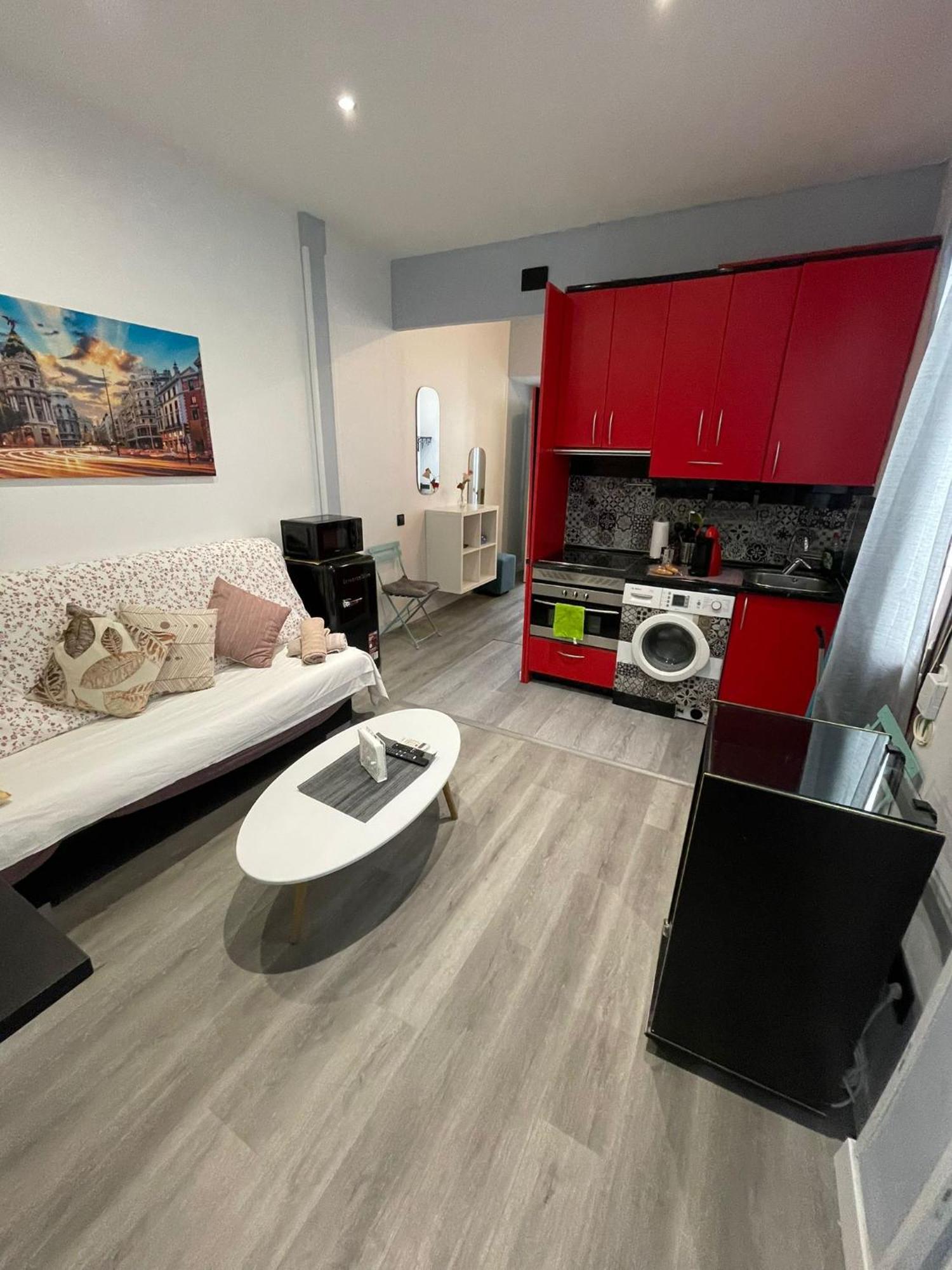 Cebada Love Apartment Madrid Bagian luar foto